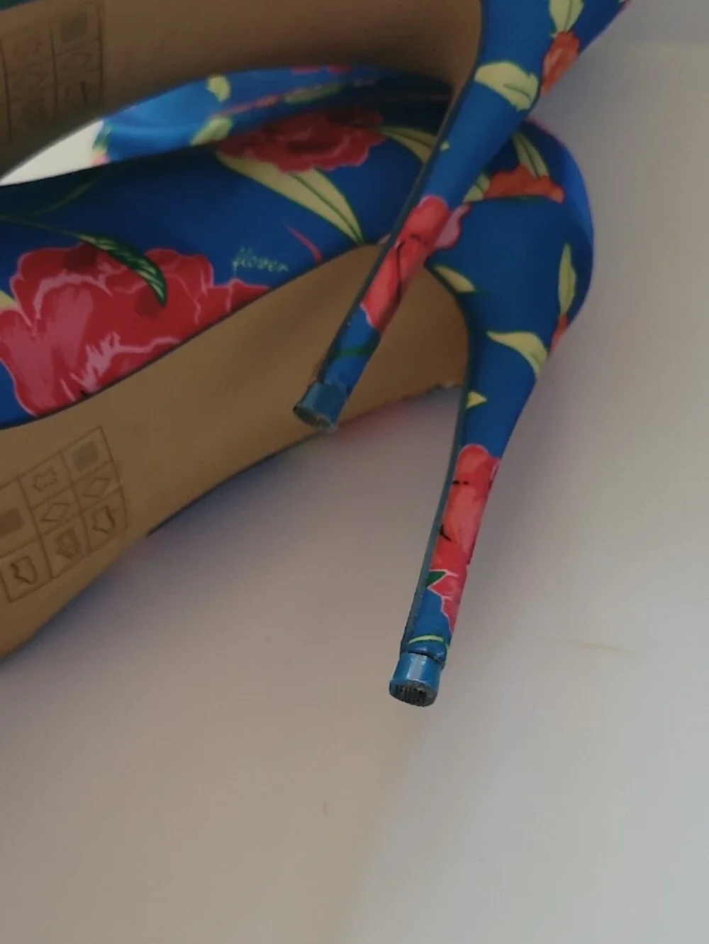 Aldo bold floral